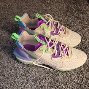 Authentic women Nike Sneaker purple, tan, green, blue, cream